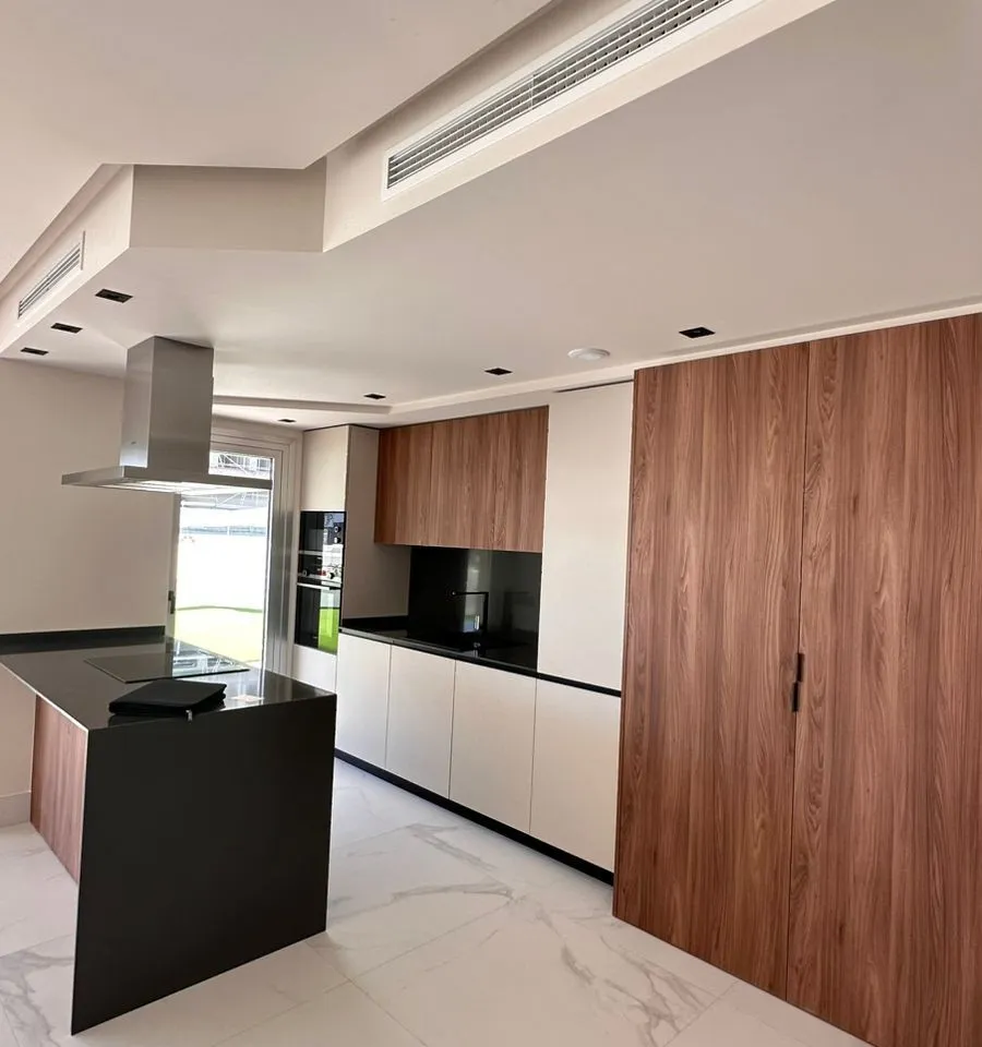 e9ce7eb6-6e6c-4995-9933-bf262d8b38ac