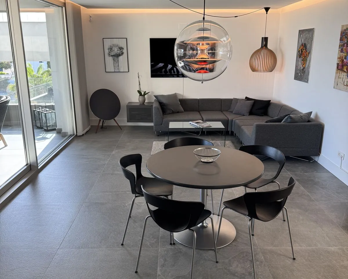 fcd1183b-39ab-411b-b70a-b1d9f24a7922