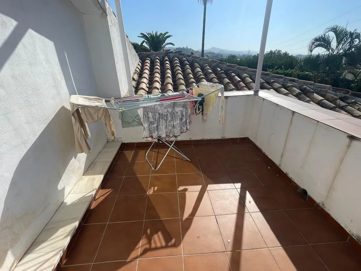 7b0e5581-256f-4d83-bd1b-97c75db9dfc2