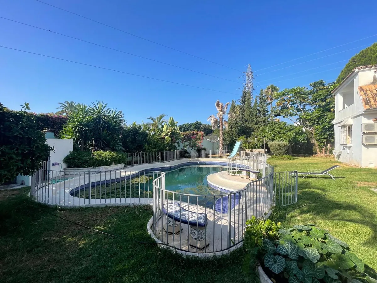 9f258498-9cd3-4285-a5e6-4a14278887cb