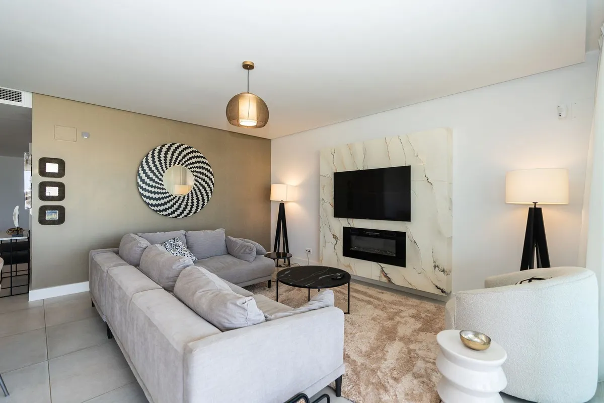 02125a5a-d3e5-4720-9495-21ee73c03bf6