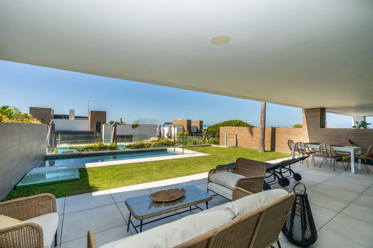 3a22c901-4878-47c6-a078-e156384c1713