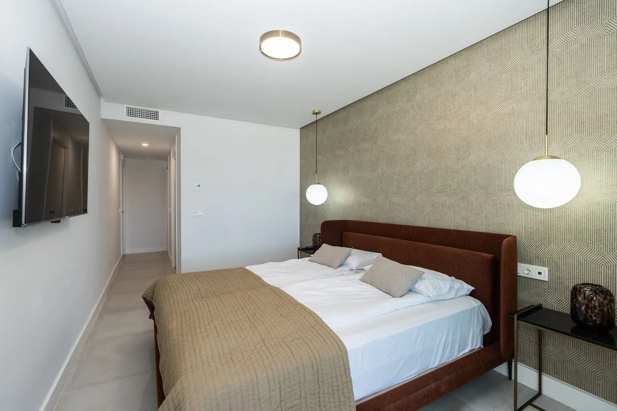 3a2711a2-064f-404e-82d3-c1ae2bef9992