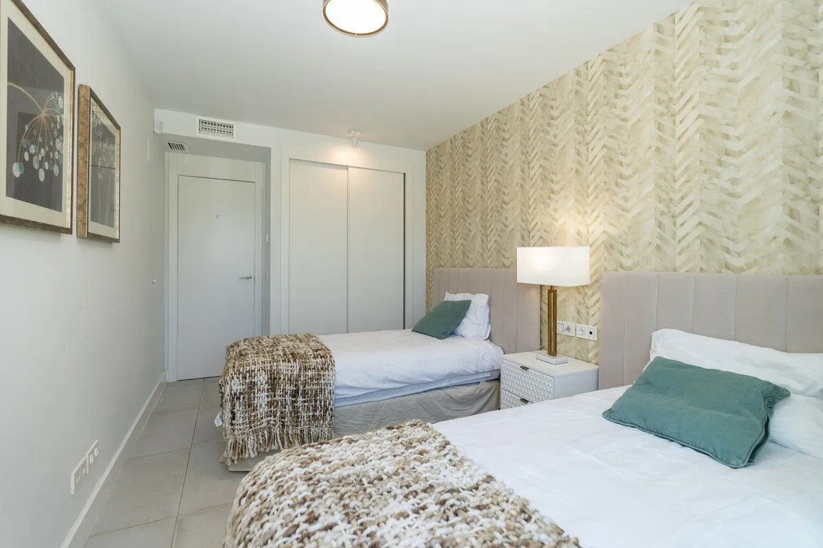 5a923c1e-59d3-4664-837f-90ce89918bf7