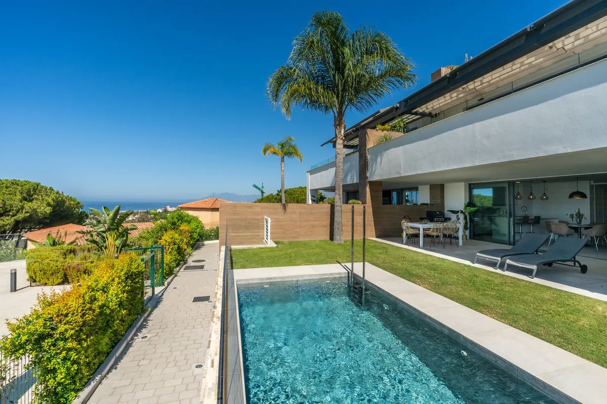 62602ff6-8fc2-4450-b520-8719a3380edc