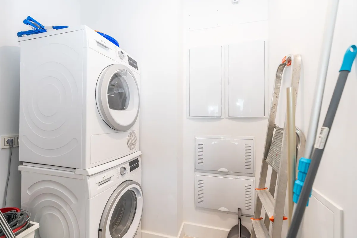 85efd4e3-e6a3-4d59-9c87-8b4b2c90334c