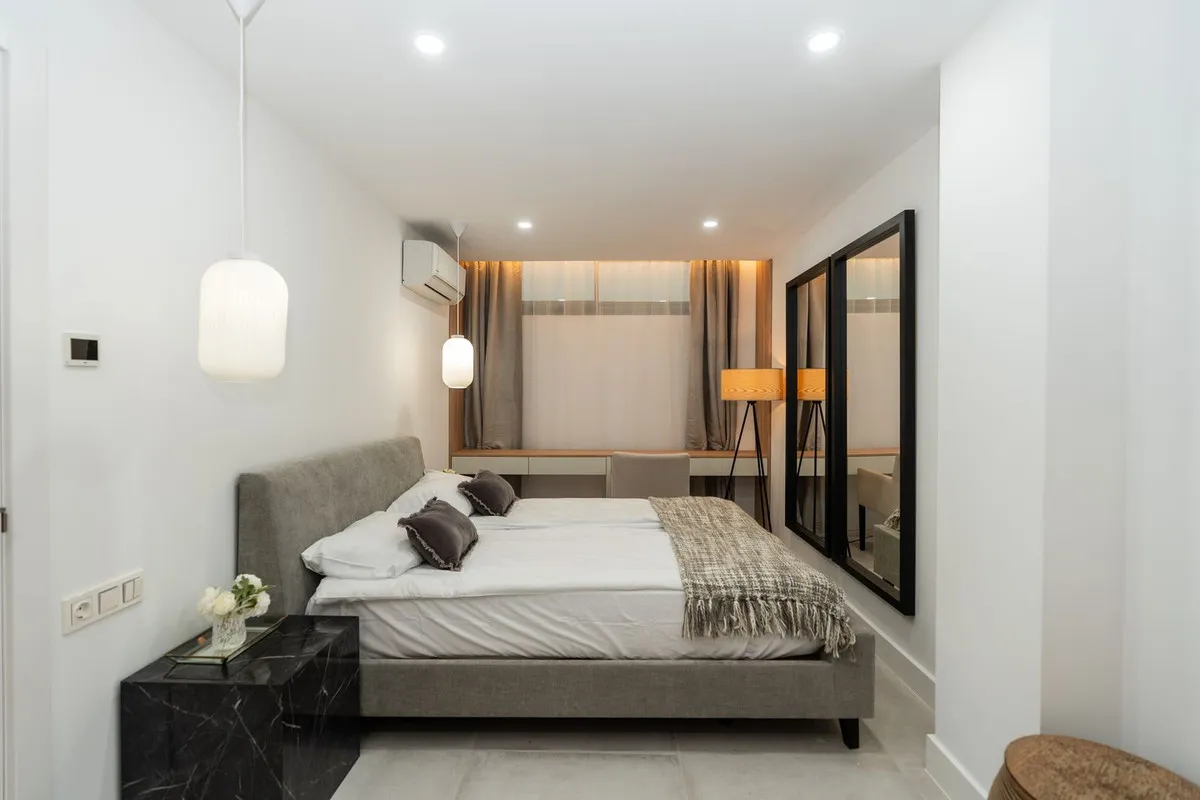 de453d2b-f5de-4957-b149-874d0186eee4