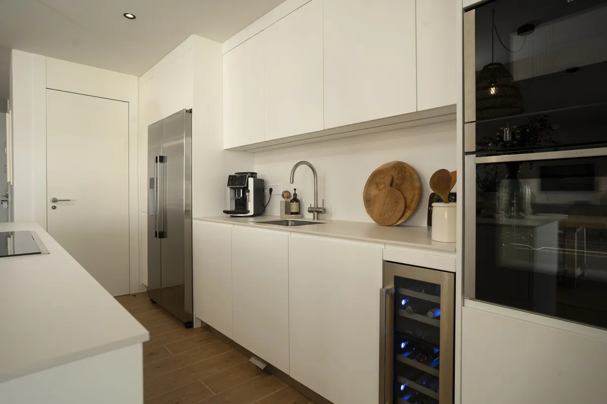 e7cfa751-f3ac-4ec1-8e12-2f395532160e