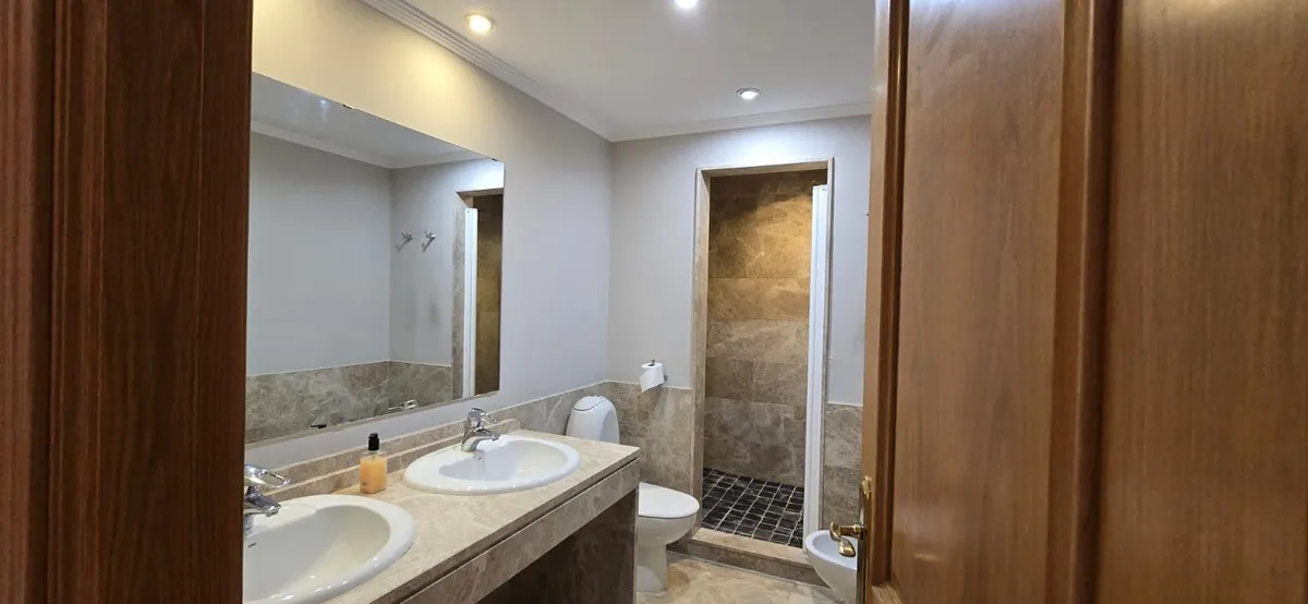 4c240c77-879d-4819-81b4-004e4db54f5f