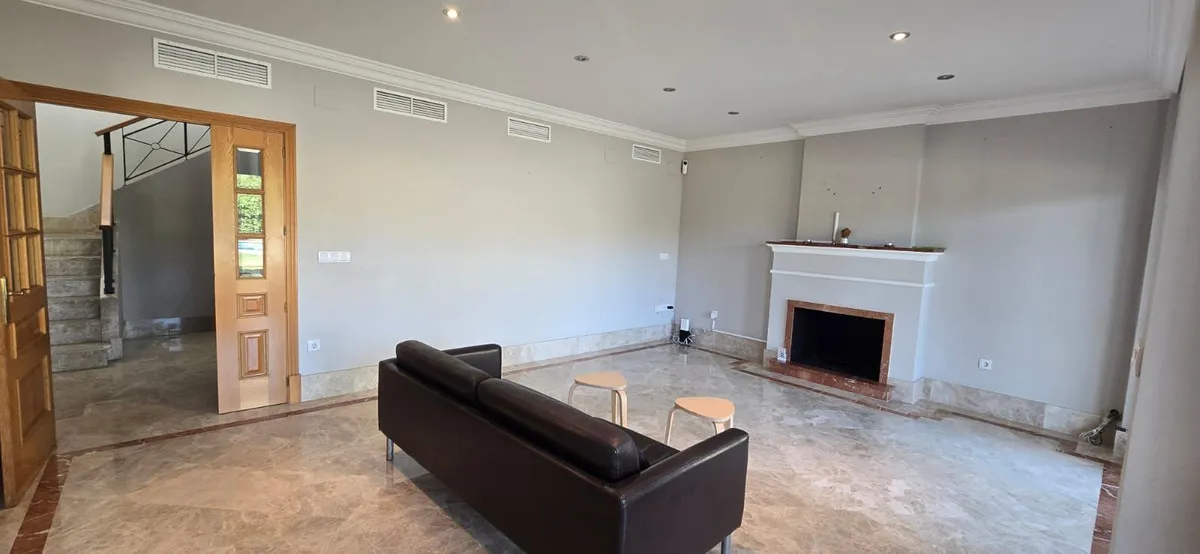 72fc1499-ca1e-458f-b98a-fdfec2668e04