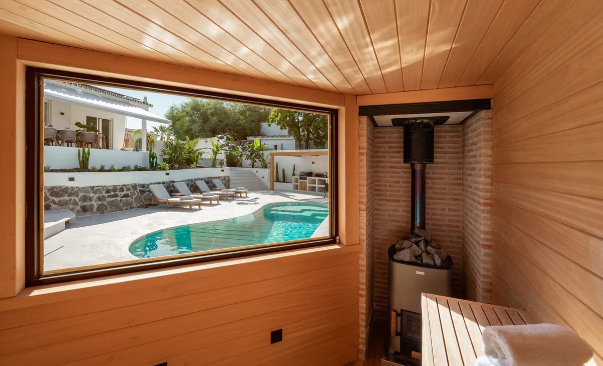 0cc6b753-6046-449a-a13b-24b8a4fd3d81