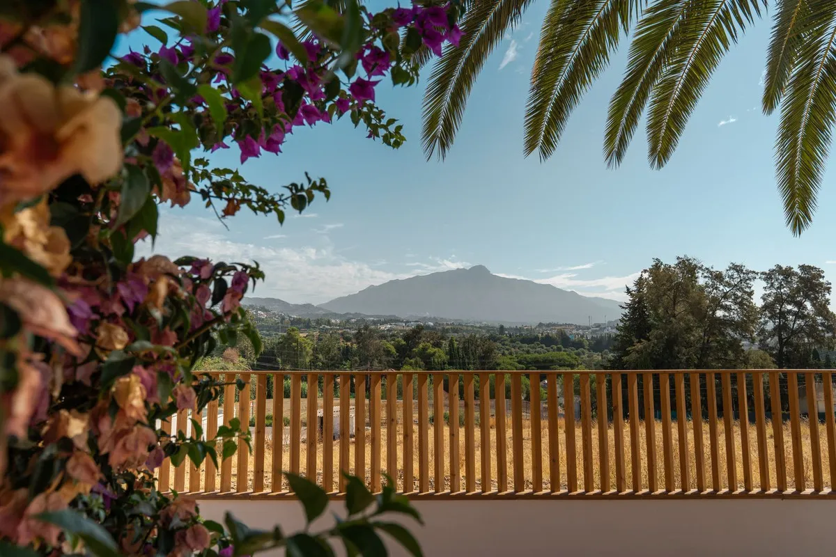 1ed33ff7-a9db-4065-be88-21fc5e41282f