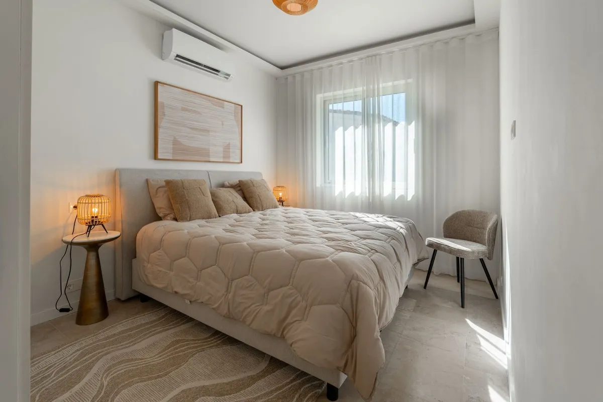 64a162e3-ddfe-4266-9224-db004a2d6b8b