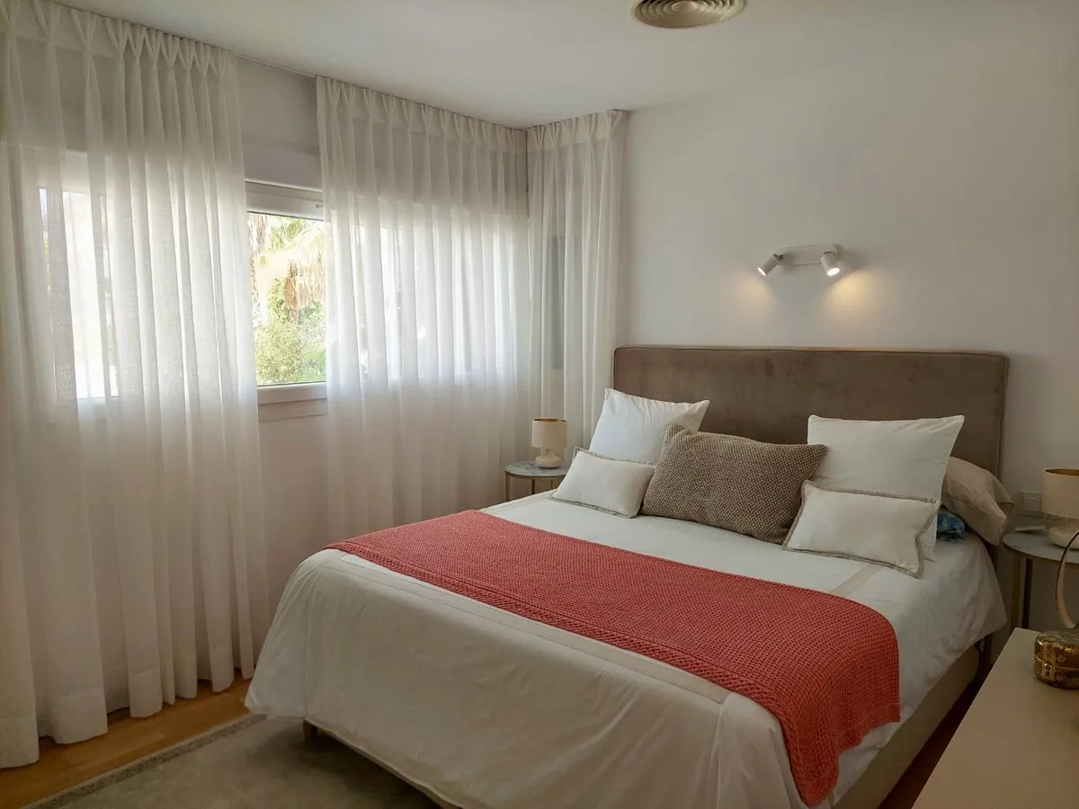 008f13d3-d74d-411d-a52c-c75401bbaf7c