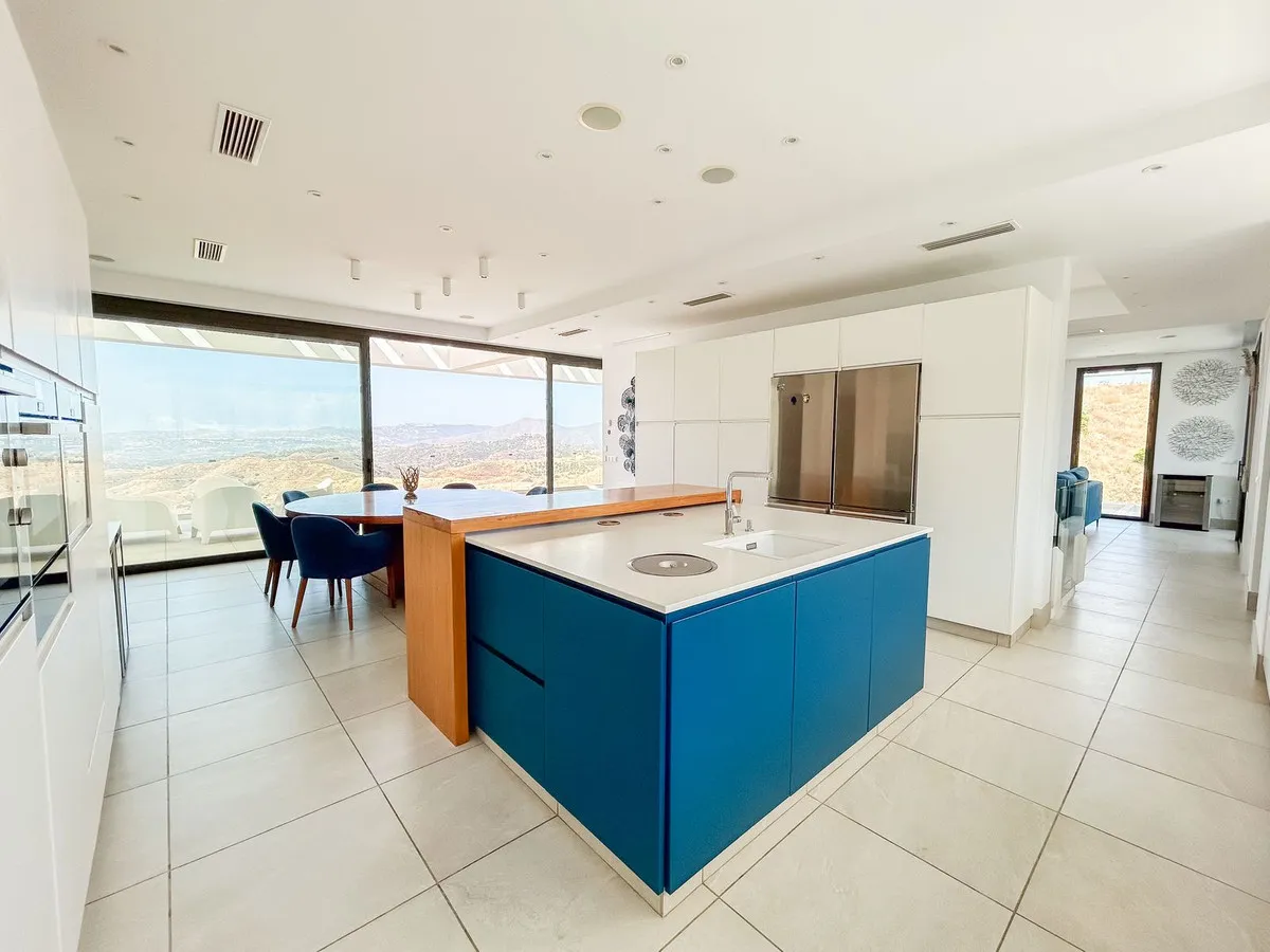 6327d92f-d534-4b83-9f61-92714dec214e