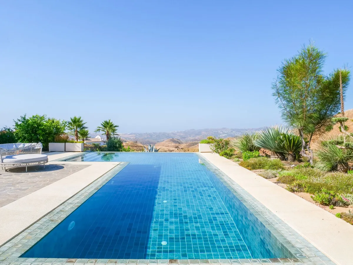 dd37dc01-48af-4e9d-b32d-b9aaf64a2200