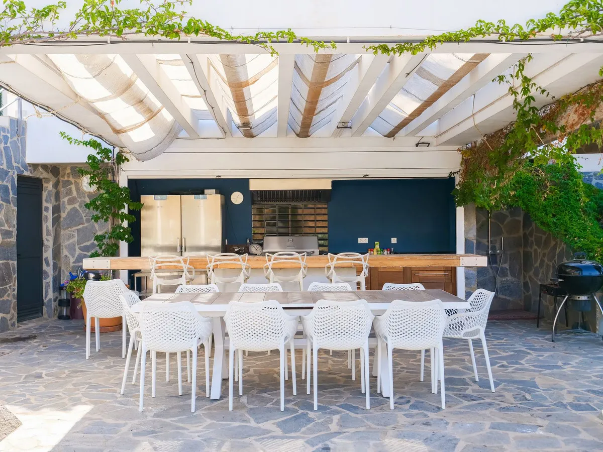 ff3e27a8-a904-43e7-b306-46c98074346f