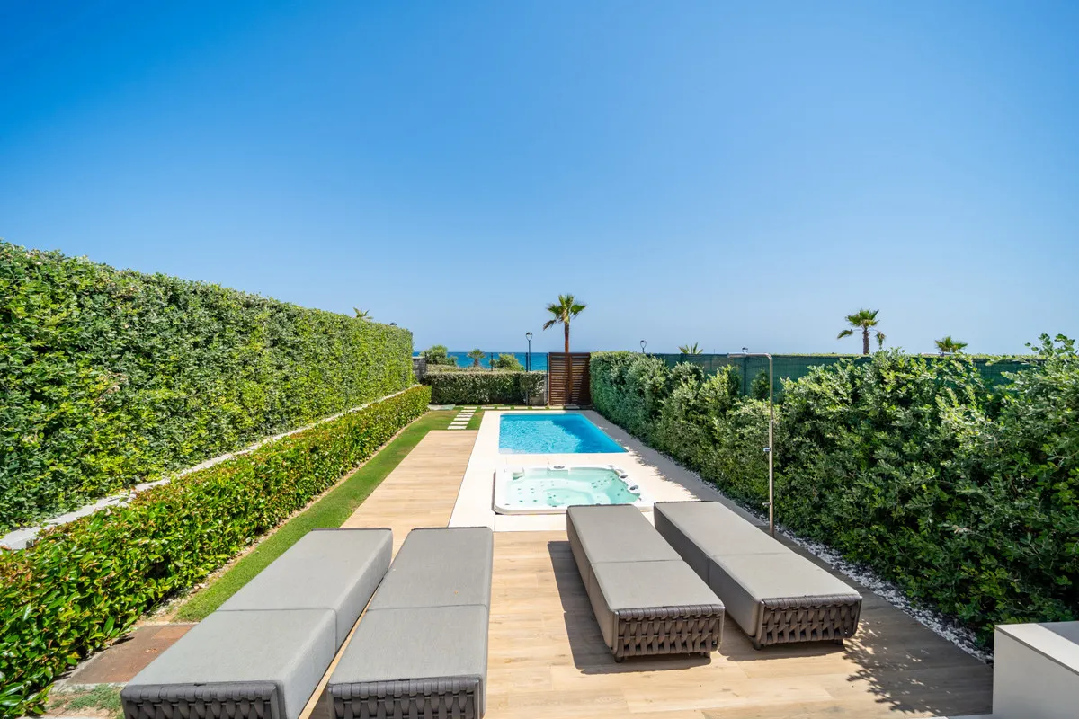 245e1be1-db3f-4bad-9e11-c0e0f619f5ae