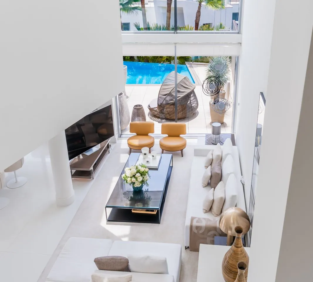 32c893c8-7044-413a-915a-db0ae40cbea4