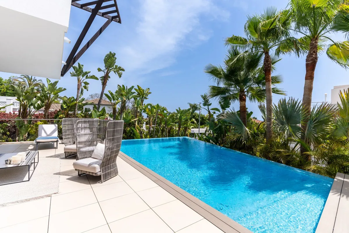 5a652613-7bfd-440c-b0c8-0414cd22b4d3