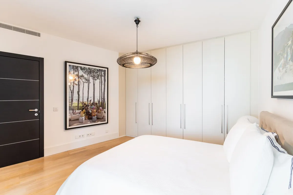 97b70978-2994-46e6-ac99-b7dafaccda89