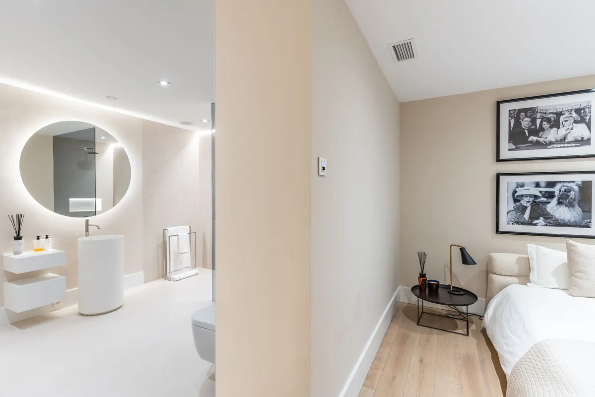 b00dd4ba-3b3f-4594-9a43-ae486f68712b