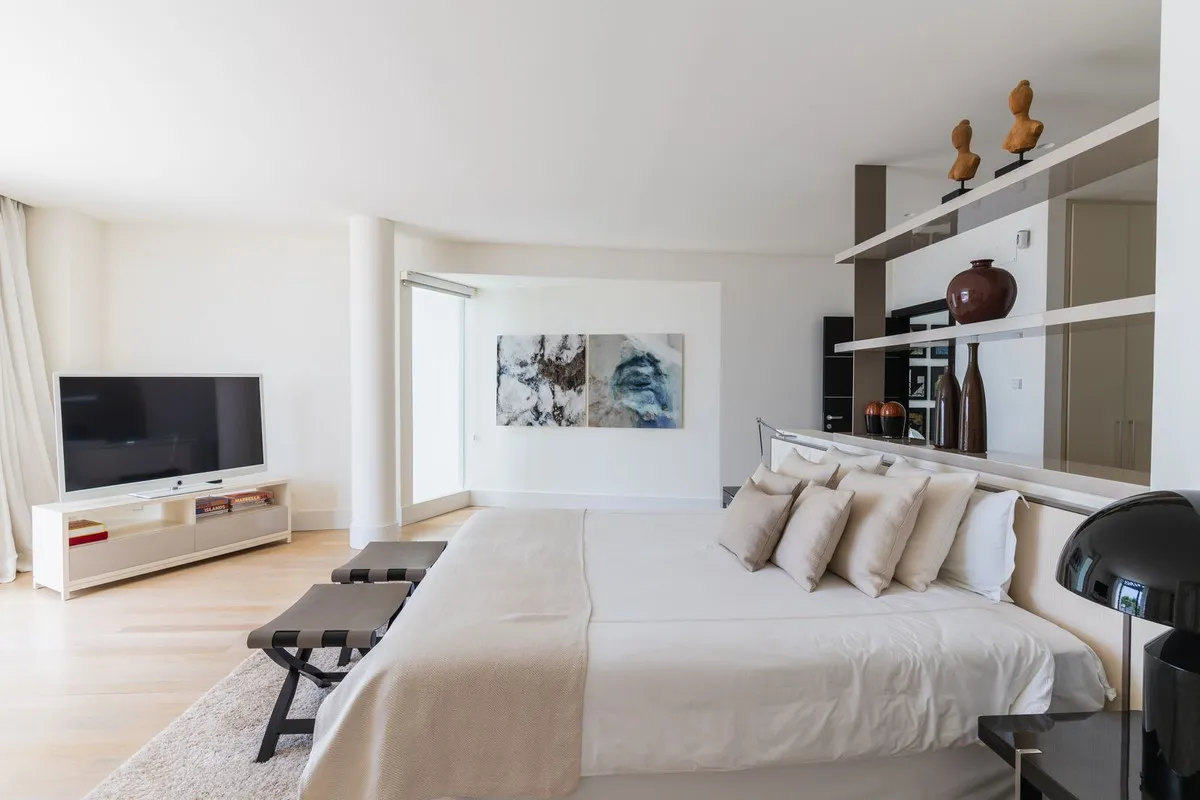 cd4035e1-93a9-4c9f-91ed-4670e29e74b6