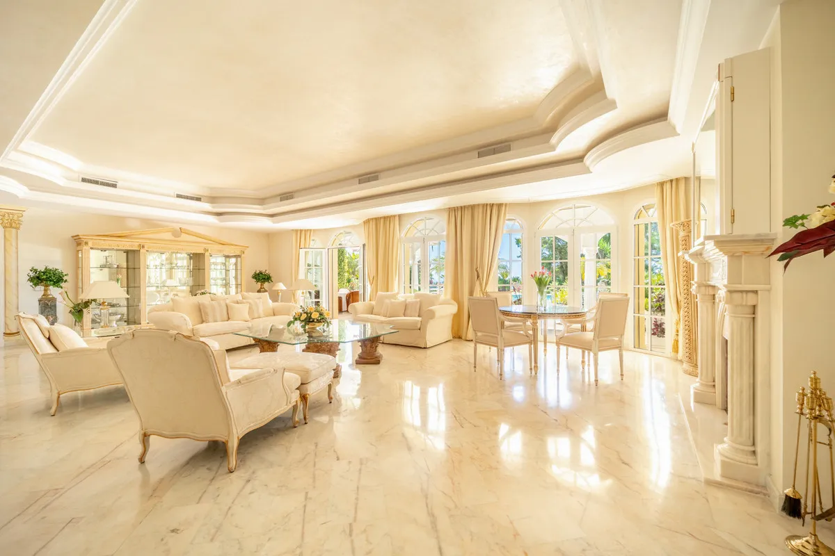 828a299c-f114-4057-a95c-b536b397f39b