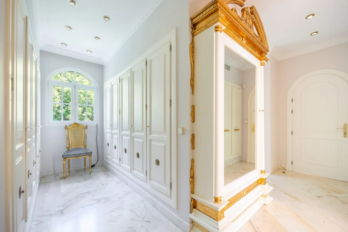 a734666e-4bfd-4a48-a022-e742c61a05ad