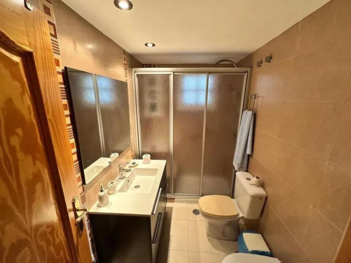 54d47c49-8dda-4d73-9ee6-36ecfffb9704