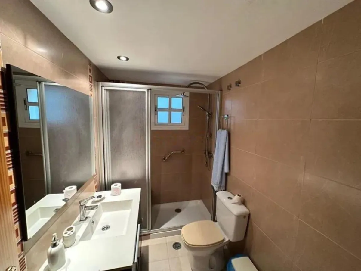 7e0f42c4-0c03-4ac8-bafd-2cb4a96851d4