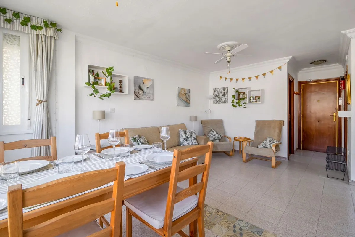 403643fb-f73f-42a3-9feb-0a07d09e4e36