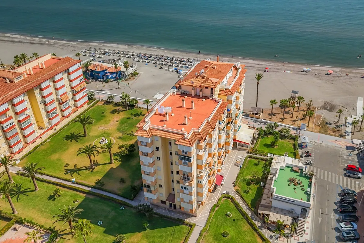 54eb3d42-d0c9-4099-b1e0-a635df1eee51