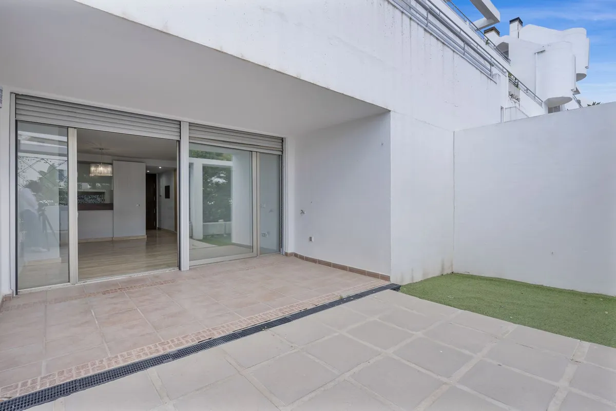 57d34fe1-e134-443d-a34e-47938e93e848