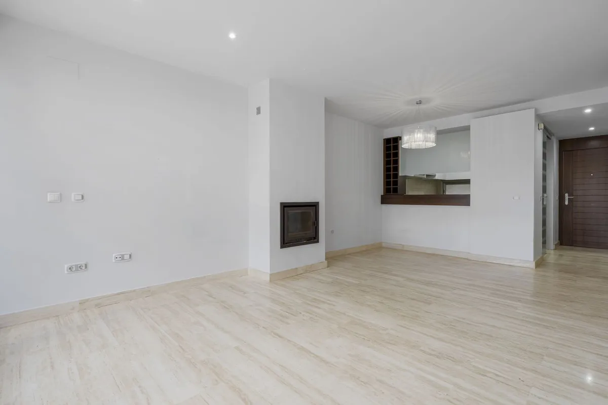 78283c55-8064-4004-95ec-e612a50edbcd