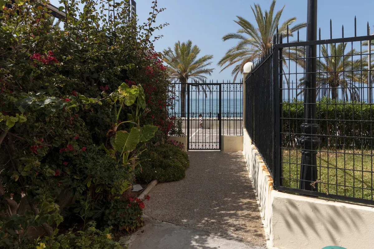 935bd6e4-6eac-4b2f-95da-e5feb2968568