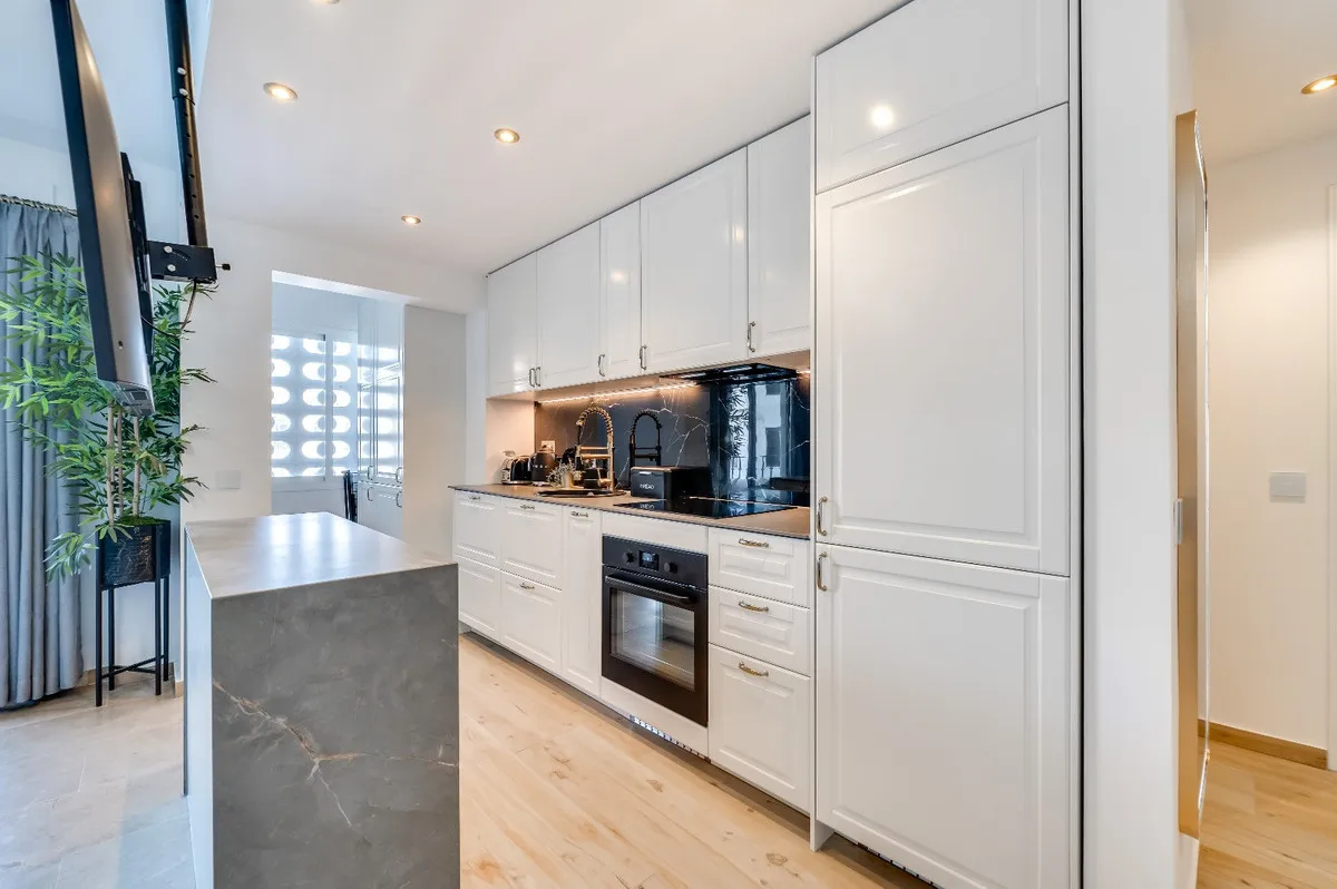 58e17faf-6b3e-422c-8007-3fe81913afff