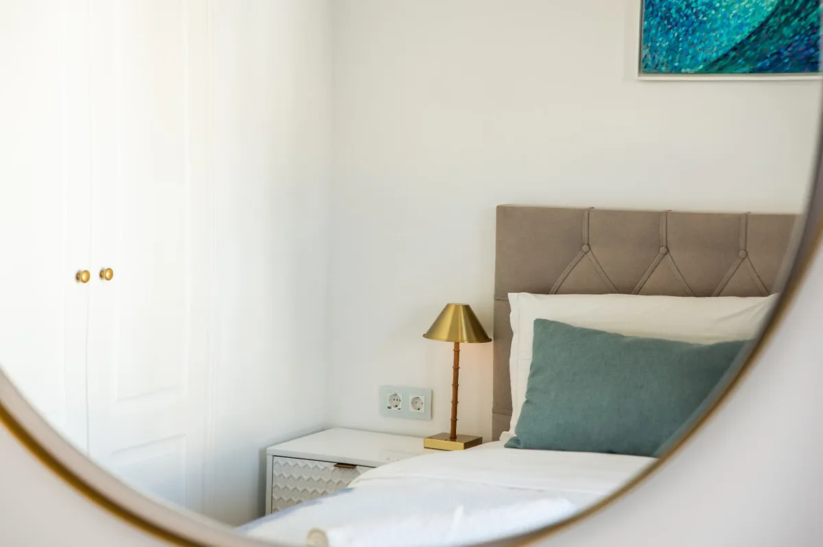 5ff0ede9-8abf-46ff-acd1-7482d3c3bfbb