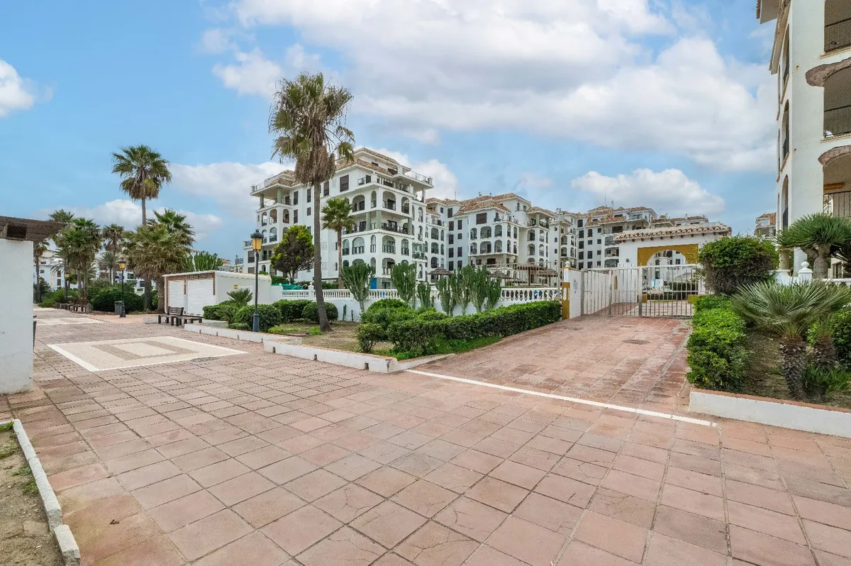 af786cf9-3748-44db-b873-27364a77c291