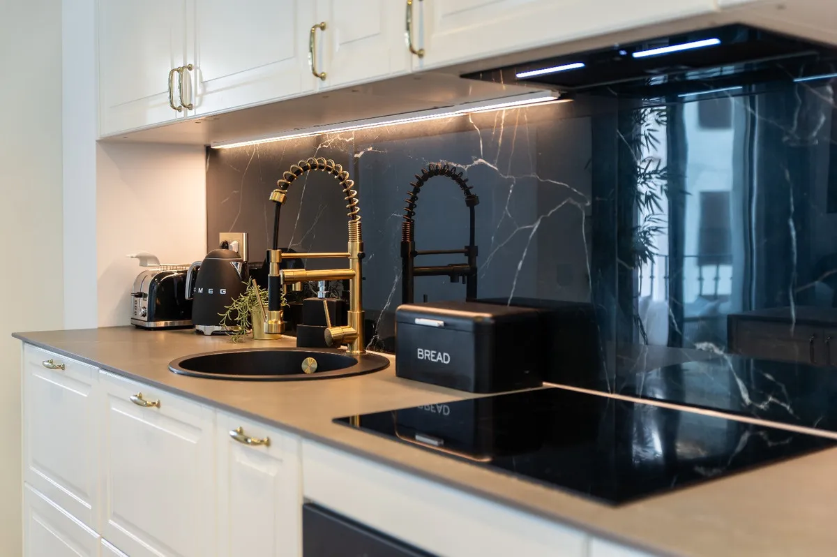 d31b280a-47dd-4575-924a-e482df9def1d