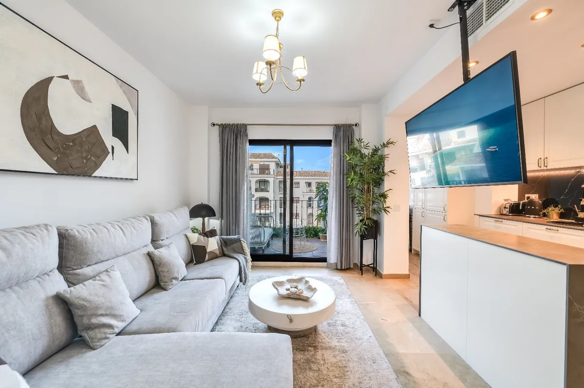 f958f3e0-99f0-4ae3-b849-8f692c613173