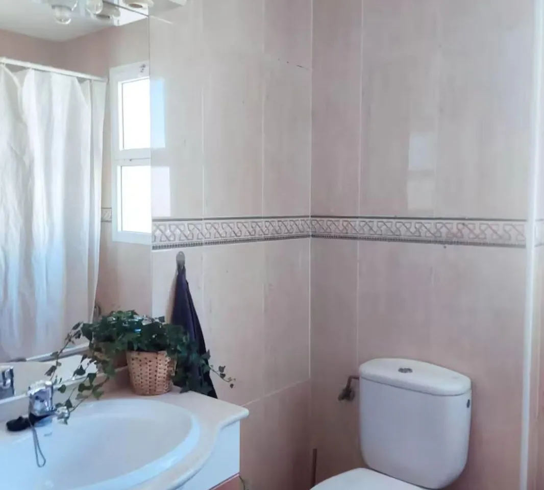 c499e835-71e9-45f7-bf4e-f4326a1d7d2c