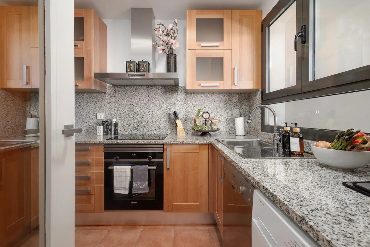 056097af-b975-4299-aa70-82426a5bc289