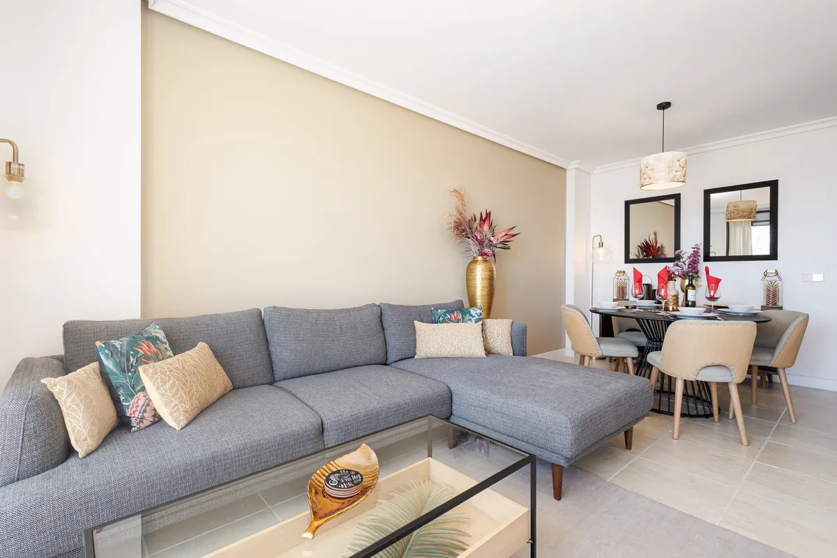 723c8454-488e-460c-83b5-d571fcba3502