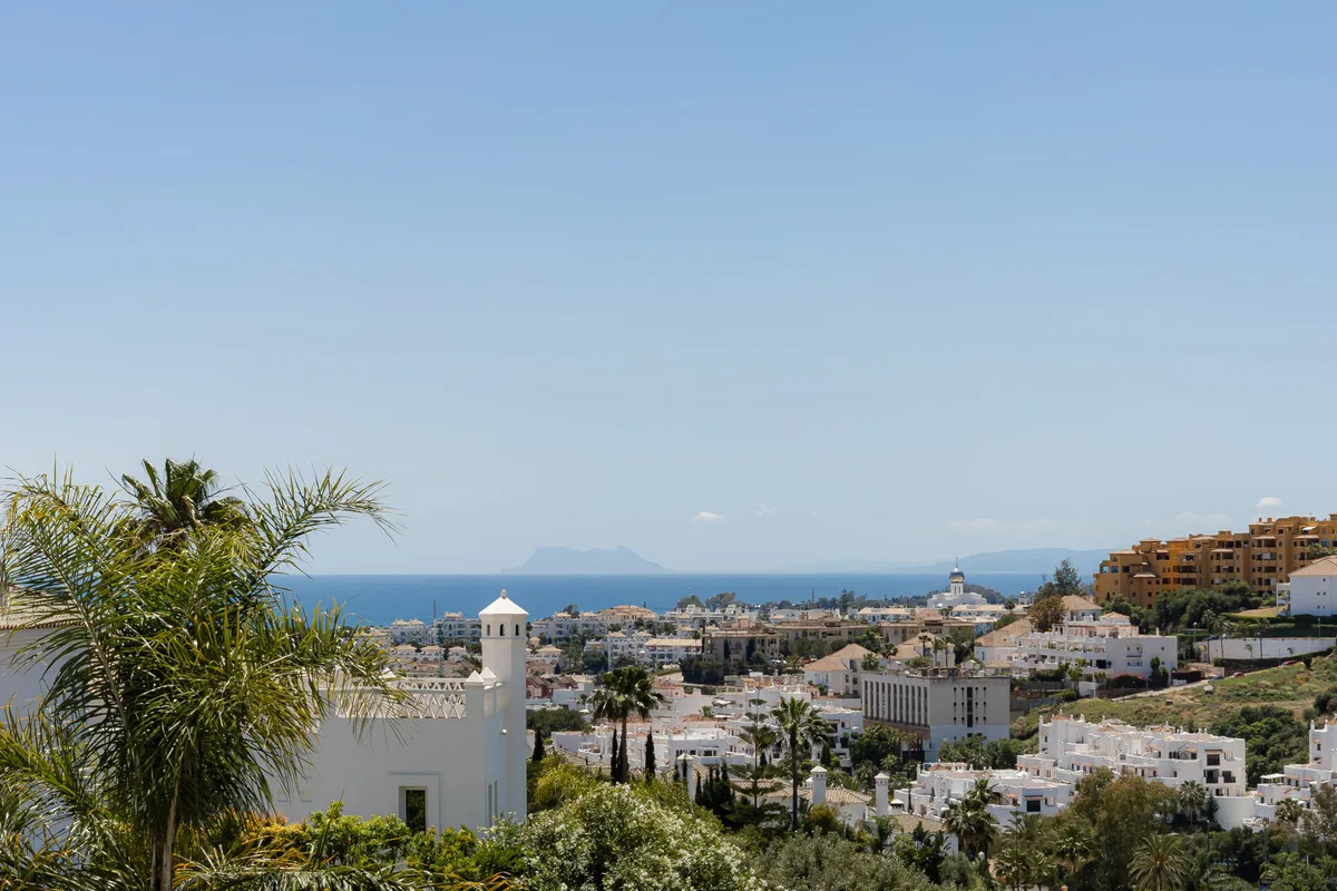 ef2e2bcd-859d-47c9-bdc9-31f2f6a81283