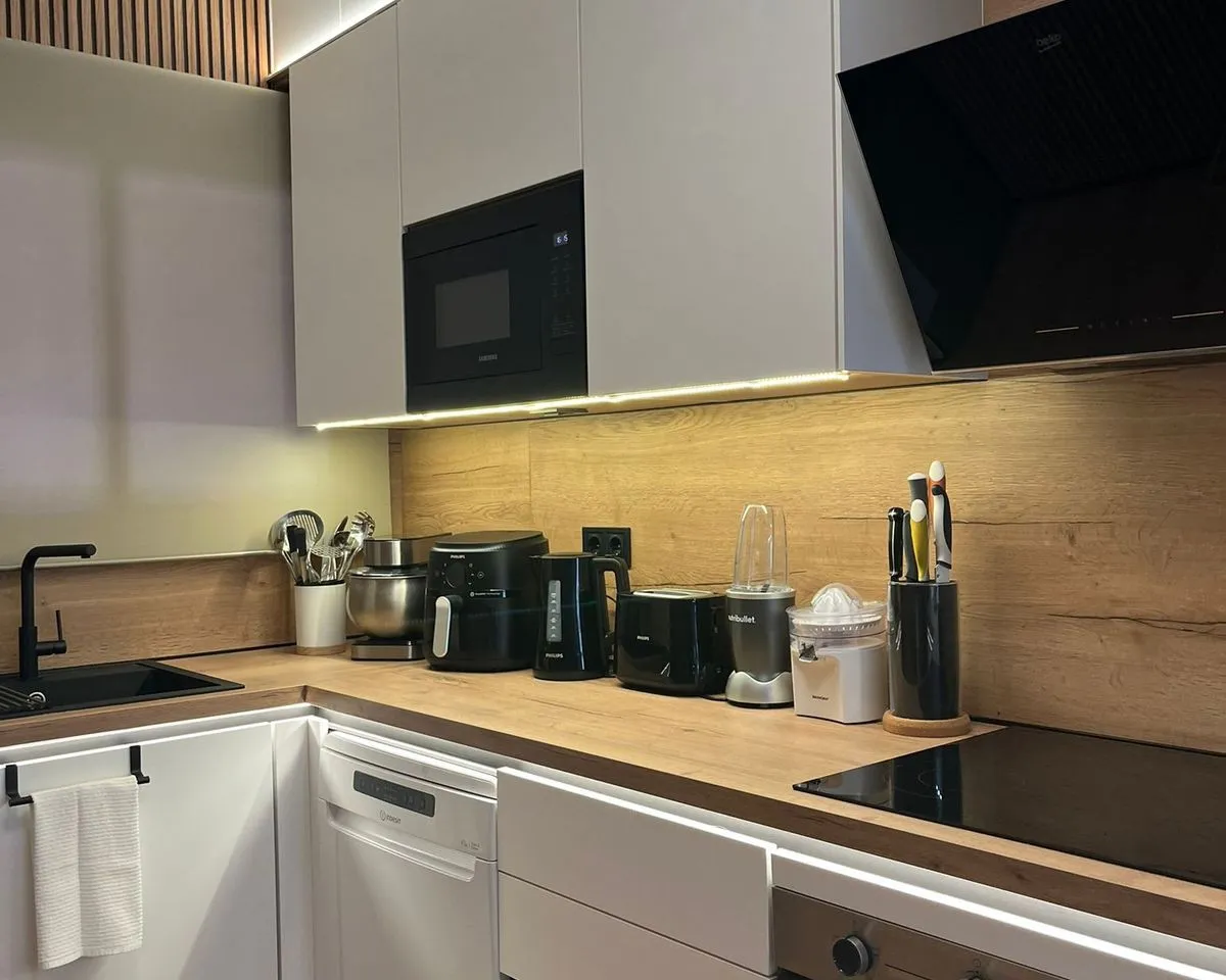 7f80c88c-641e-48ab-80a3-bd549b4115aa