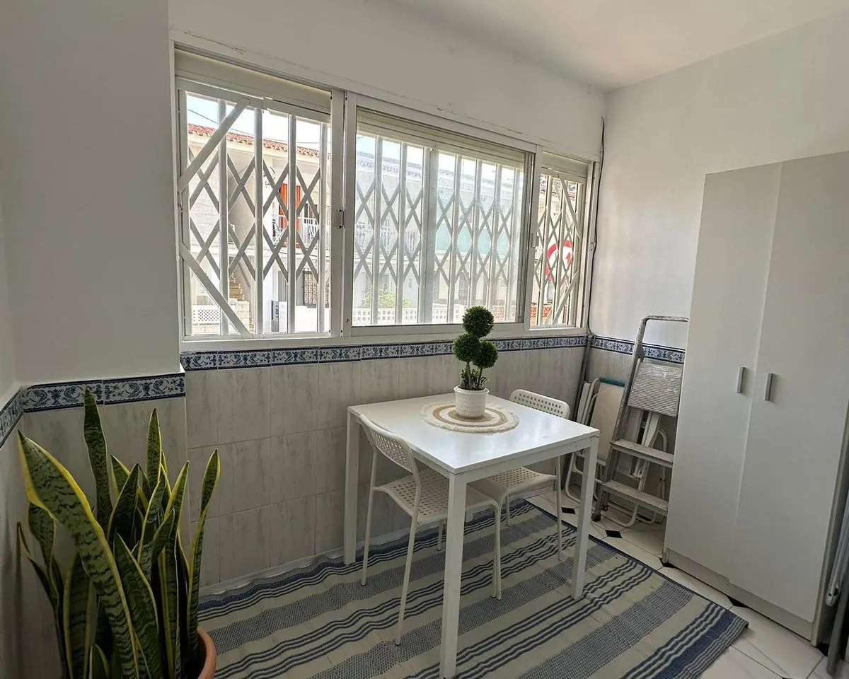 e07a42d3-ef57-49a0-9251-45070a9d0dd3