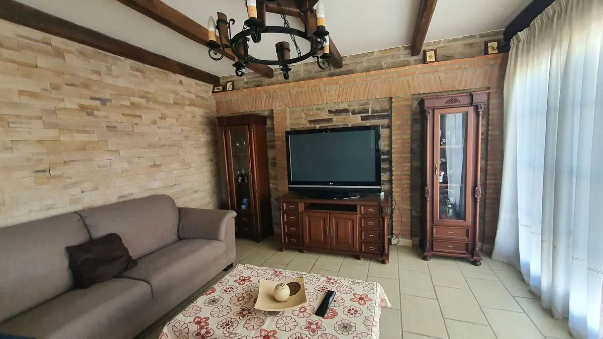 2c000ee2-37d4-4f2e-9862-4fceaad348b5