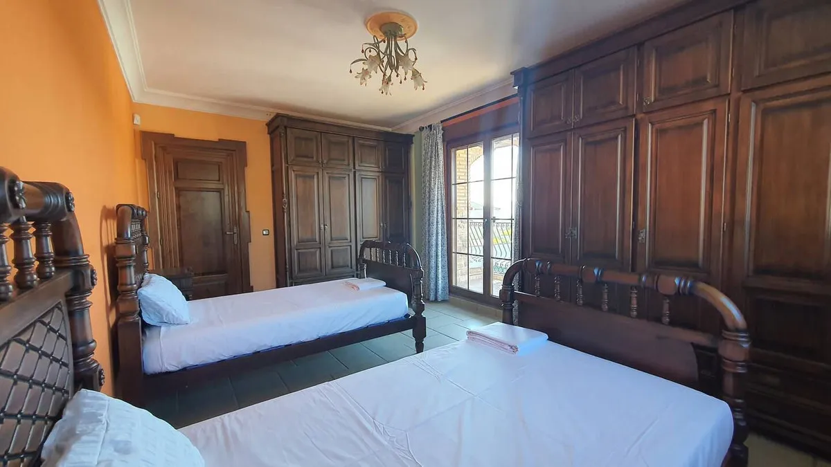 d927e73c-7deb-4429-a772-d9c09b2d674b