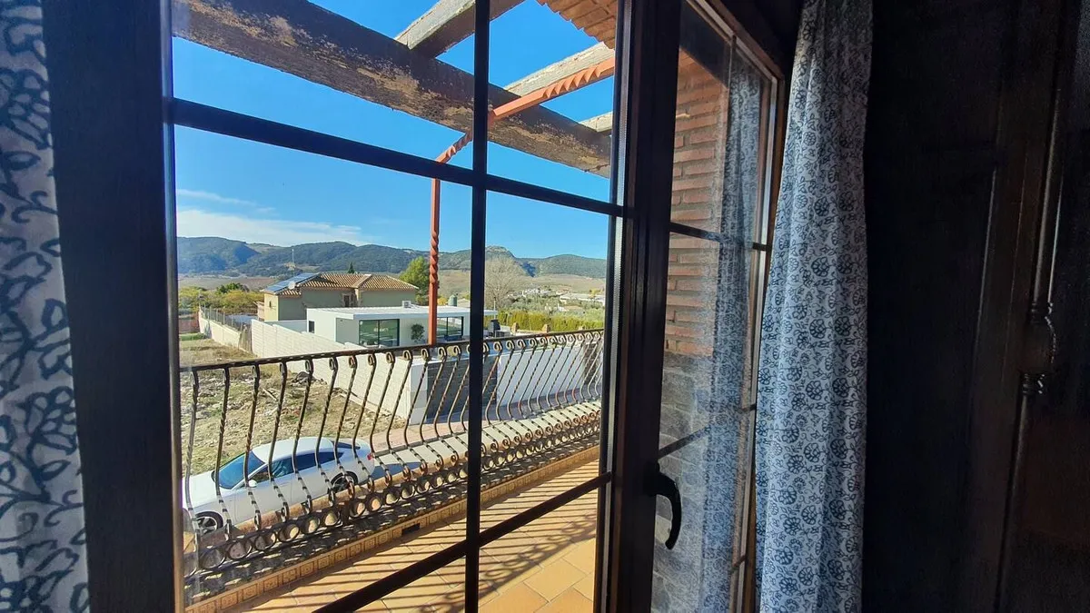 edfa49e0-32a8-446c-aedd-0c78c2624a74